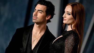 2023/10/Joe-Jonas-Sophie-Turner-2023-vanity-fair-a-billboard-1548.jpg