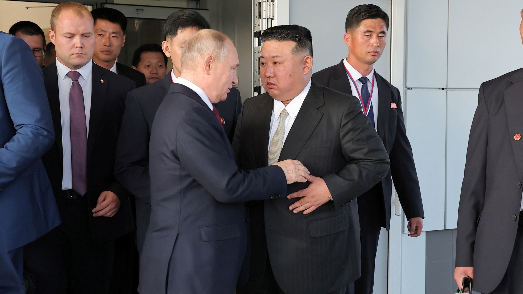 2024/01/skynews-kim-jong-un-vladimir-putin_6284144.jpg