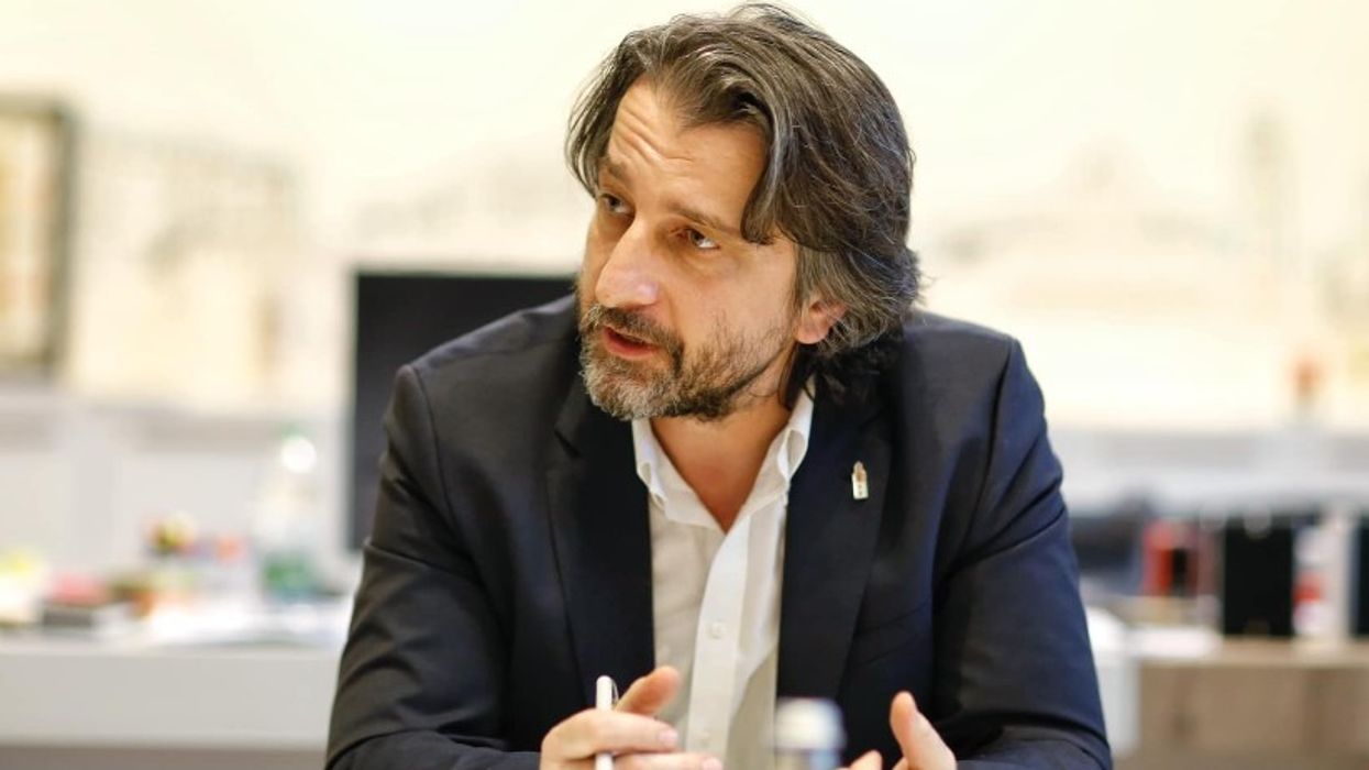Rama: Gjoba ndaj investitorit dhe kërkesë për tërheqje të licencave në rastin “Don Shtjefën Kurti” Rama: Gjoba ndaj investitorit dhe kërkesë për tërheqje të licencave në rastin “Don Shtjefën Kurti”