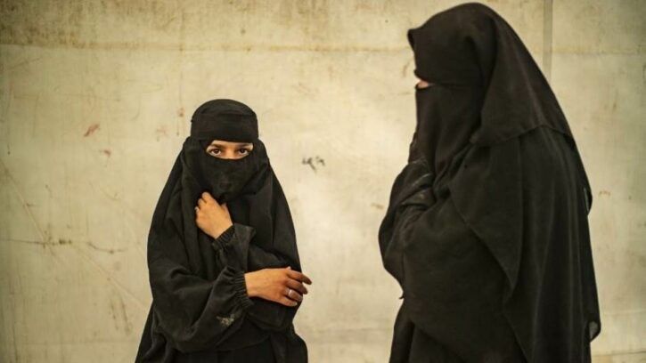 2024/05/nikab-265825-725x408-1.jpeg