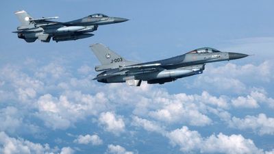 2024/07/f-16.jpg