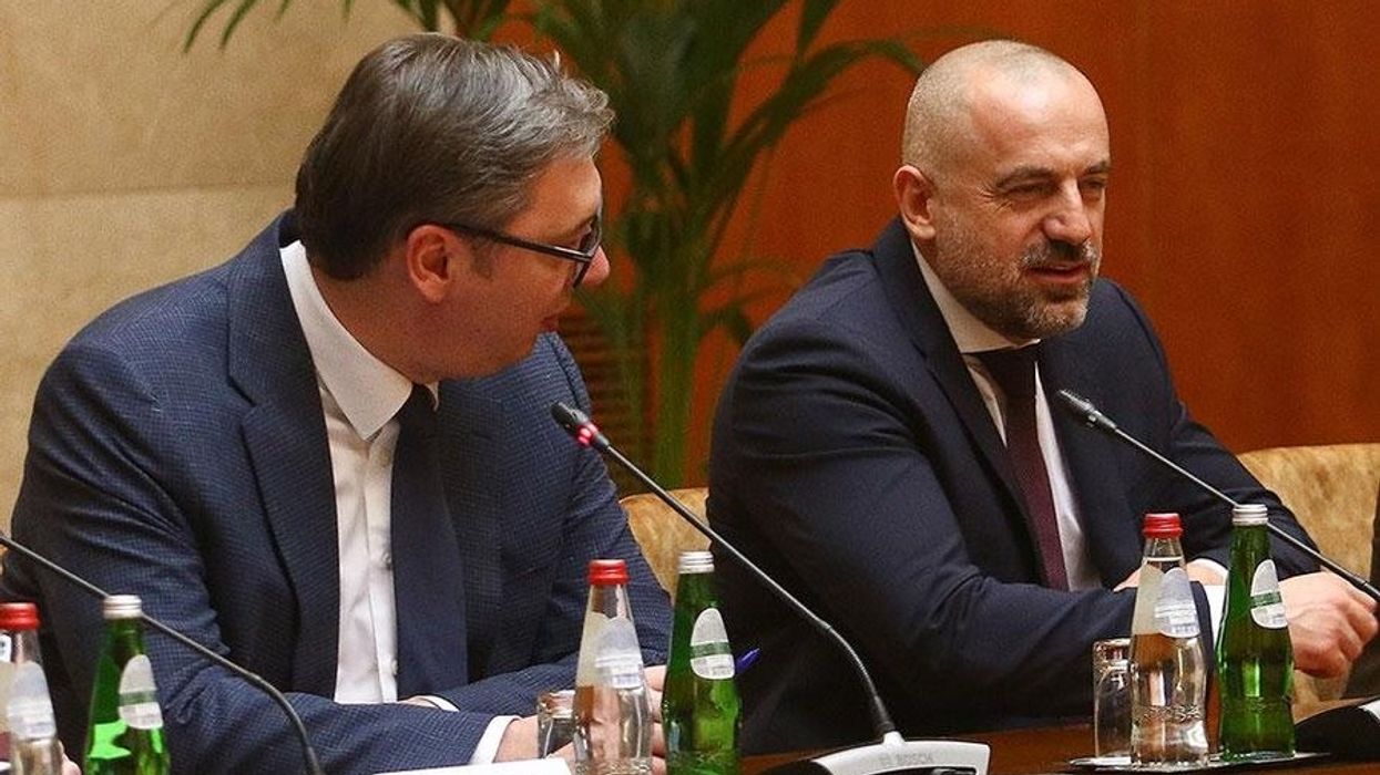 Zgjedhjet lokale në një komunë në Serbi - Radoiçiq kërcënon mbështetësit e opozitës Zgjedhjet lokale në një komunë në Serbi - Radoiçiq kërcënon mbështetësit e opozitës