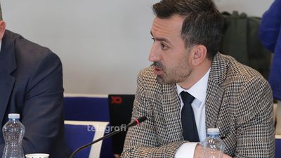 2024/09/KPM-raporton-ne-Komisionin-per-Administrate-Publike-Pushtet-Lokal-dhe-Media-Dimal-Basha-foto-Ridvan-Slivova-44-e1726473729455.jpg