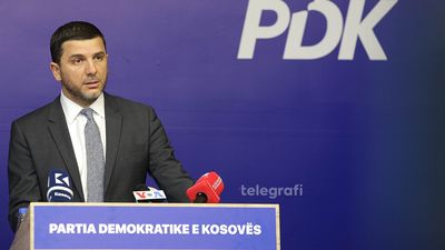 2024/09/Memli-Krasniqi-PDK-Konference-foto-Ridvan-Slivova-3.jpg