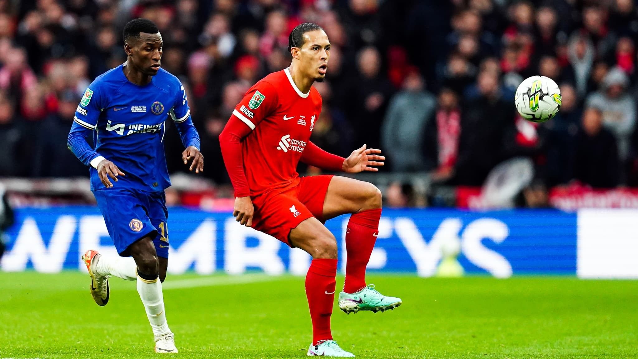 2024/10/Virgil-van-Dijk-lors-de-la-finale-de-League-Cup-Chelsea-Liverpool-25-fevrier-2024-1813125.jpg