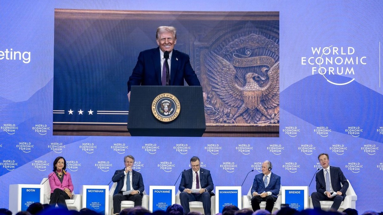 Trump kërkon rritje të shpenzimeve në mbrojtje nga anëtarët e NATO-s, vjen me paralajmërime tarifore për Evropën