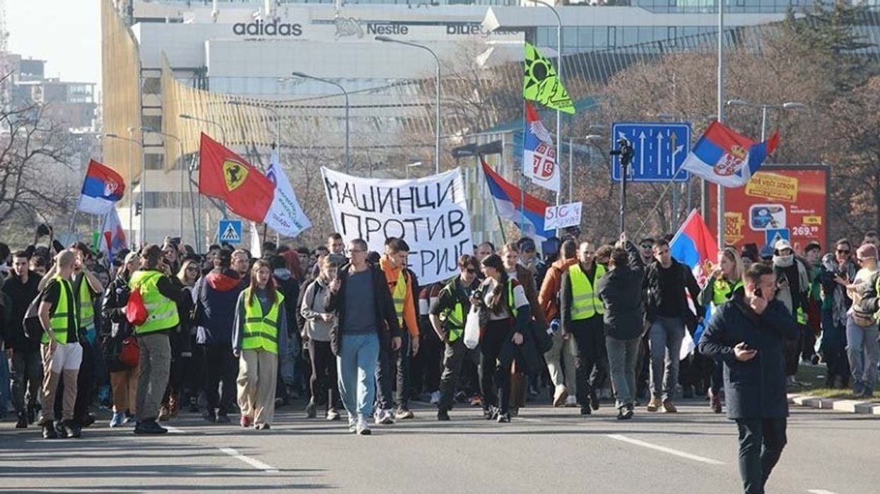 Vazhdojnë protestat në Serbi, studentët nga Beogradi nisen në këmbë për Novi Sad