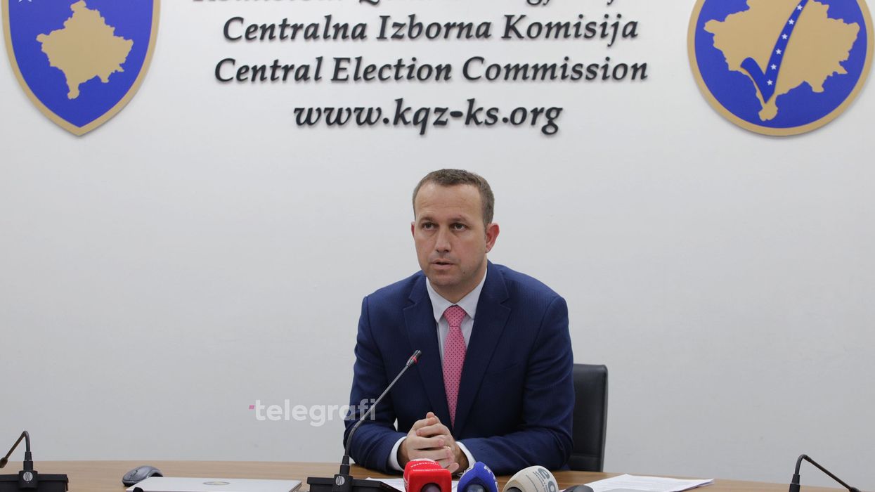 Elezi: Mbi 46 mijë shtetas nga diaspora u regjistruan për votim me postë