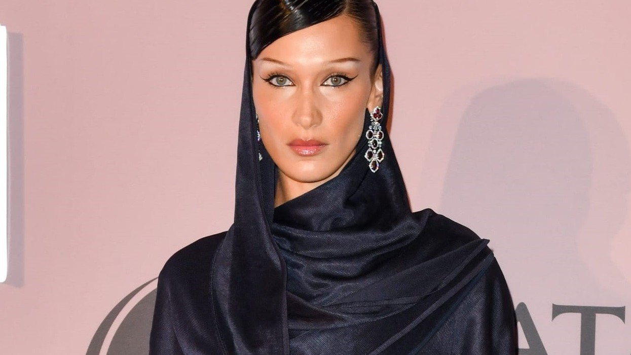 Bella Hadid reagon me një fotografi simbolike në Instagram: Palestina është e palestinezëve