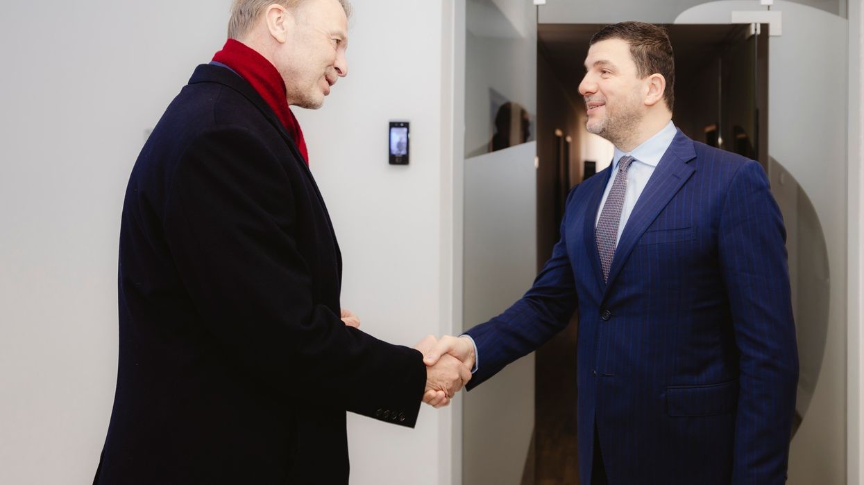 Krasniqi takon ambasadorin e BE-së në Kosovë: PDK mbetet e përkushtuar për një të ardhme më të mirë për Kosovën