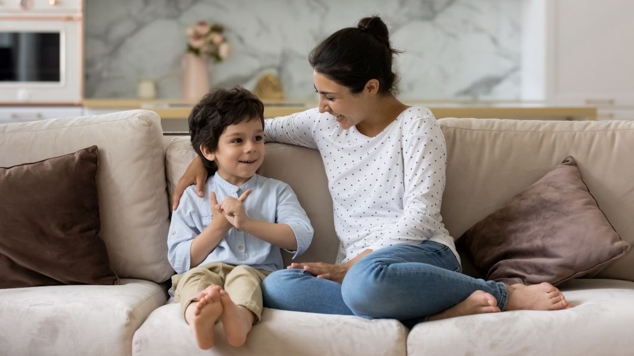 Pesë pyetje që zhvillojnë inteligjencën emocionale tek fëmijët, sipas psikologes