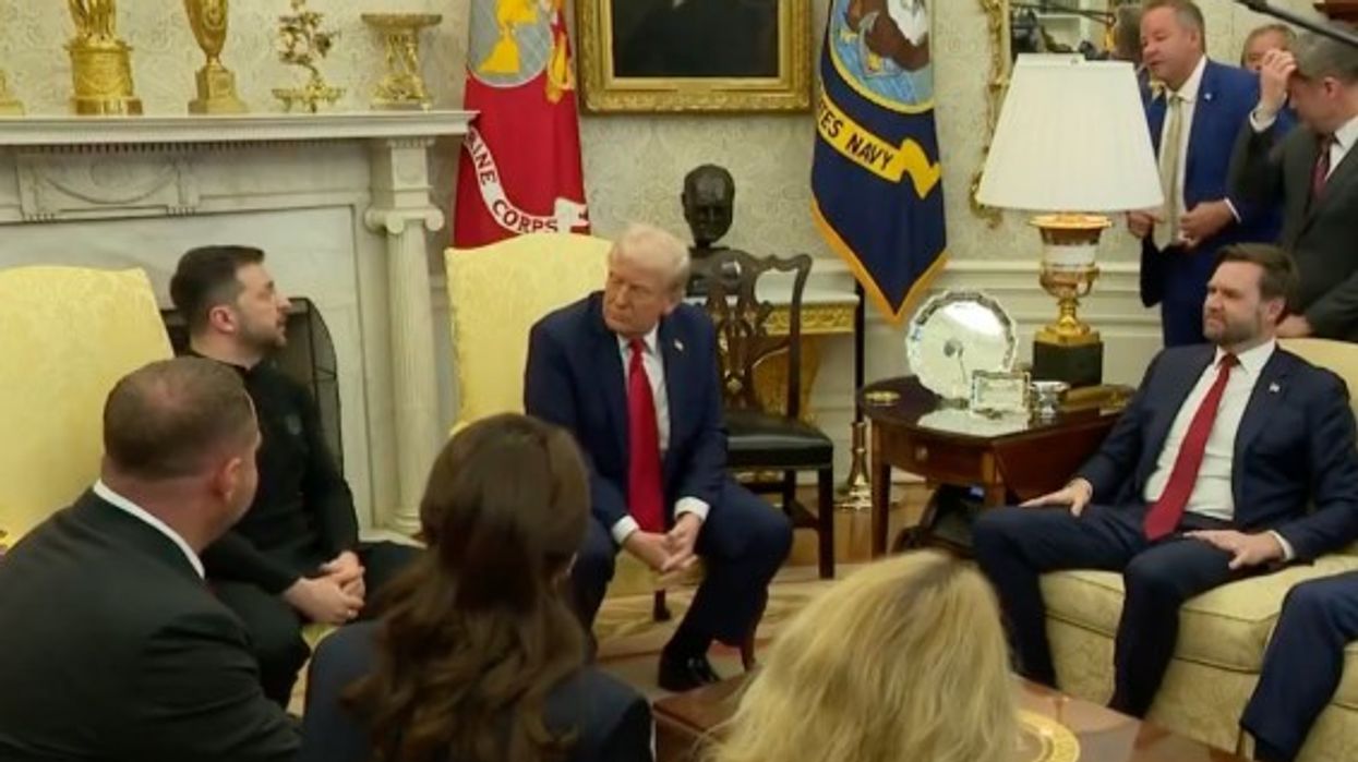 Zelensky u përballë edhe me pyetje të pazakonta - "pse nuk ke kostume normale?"