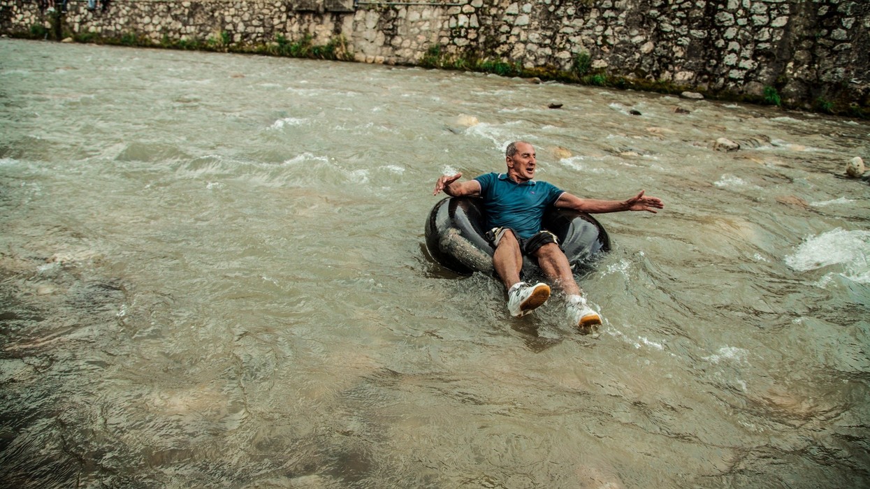 Prizreni i jep lamtumirën Mexhit Çurdinës, legjendës së sporteve në natyrë