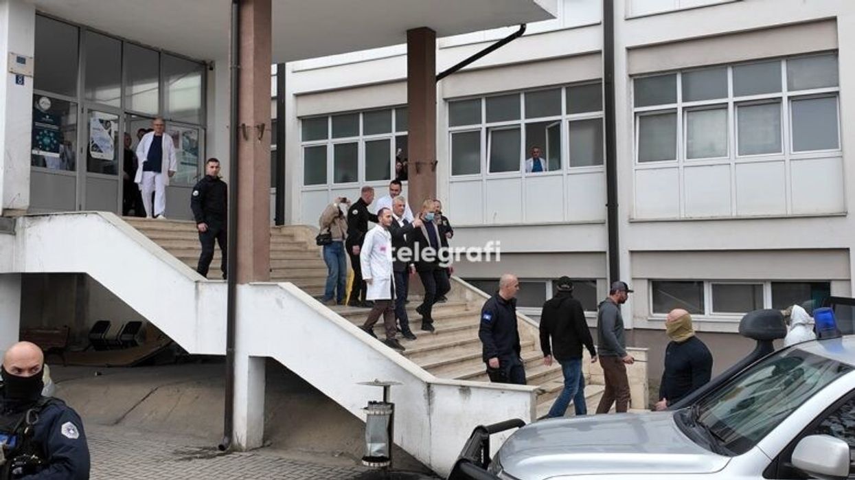 "Policë evropianë që vijnë të veshur si paramilitarë, si hajdutë, si bandita", Behrami kritikon përcjellësit e Thaçit