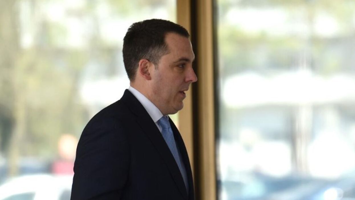 Deputeti i partisë së Gjukanoviqit arrestohet në Beograd - mbrëmë kishte publikuar video nga protesta e studentëve