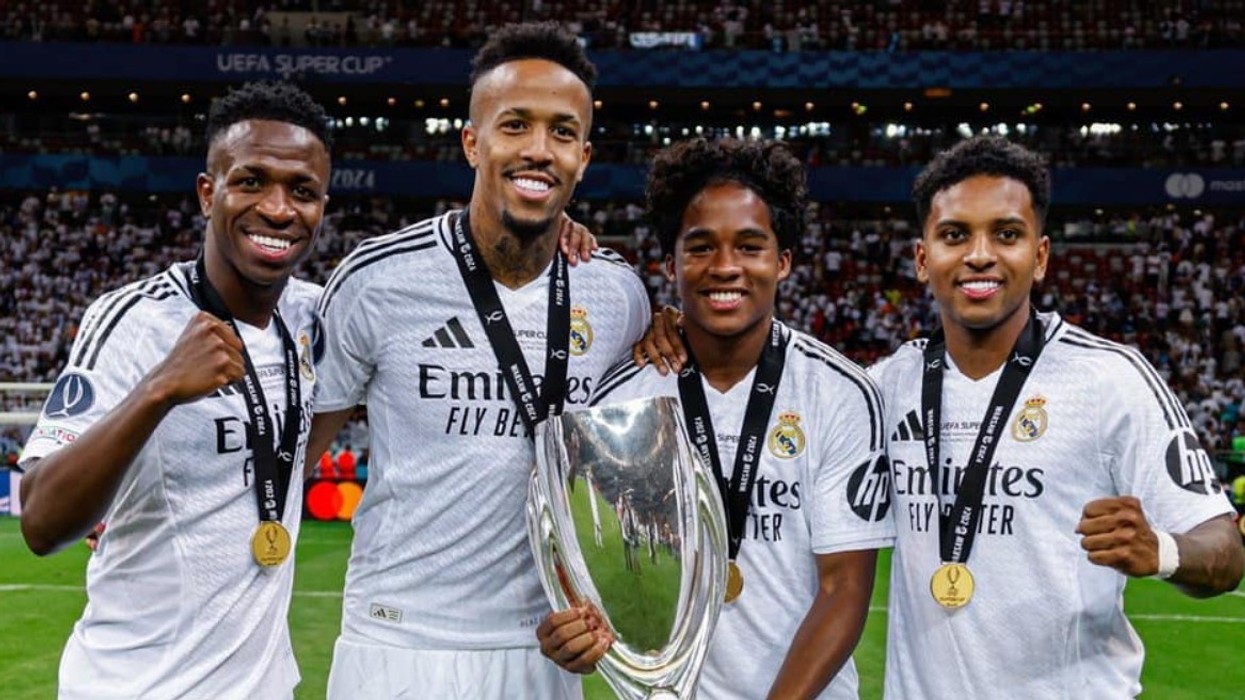 Chelsea është gati të shpenzojë 180 milionë euro për dy yjet e Real Madridit