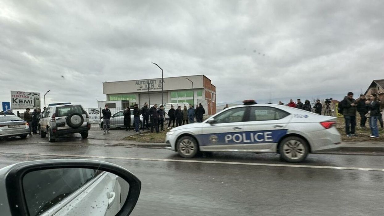 Dy të vdekur nga të shtënat me armë zjarri në Stanovc të Vushtrrisë