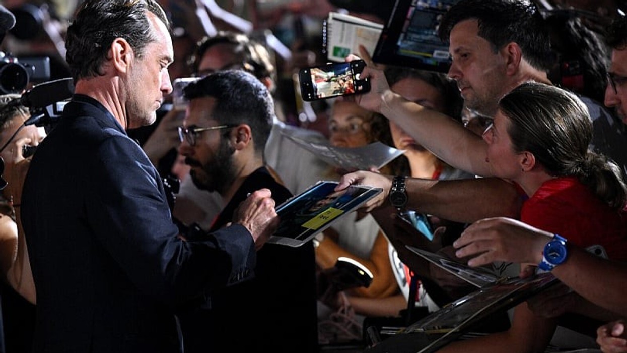 Është publikuar fotografia e parë e aktorit legjendar që do të luajë rolin e Putinin: Premtojnë një spektakël kinematografik