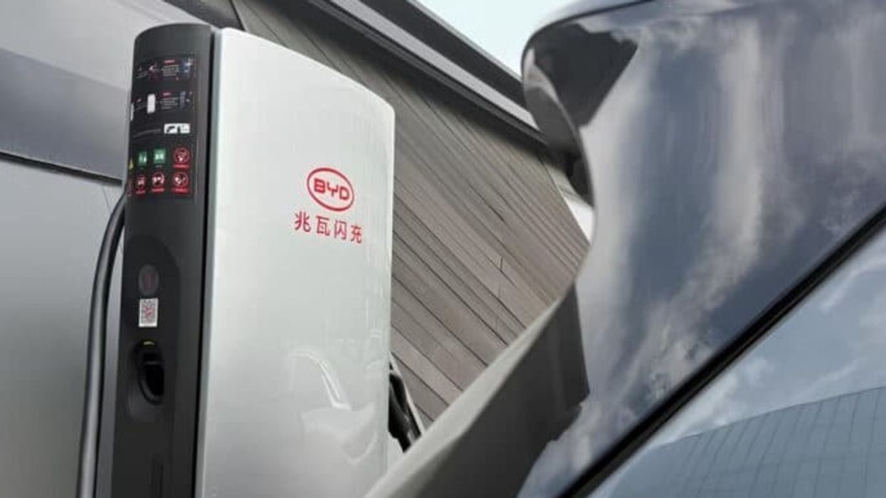 BYD ka tejkaluar Tesla: Ka një karikues që është katër herë më i shpejtë se Supercharger