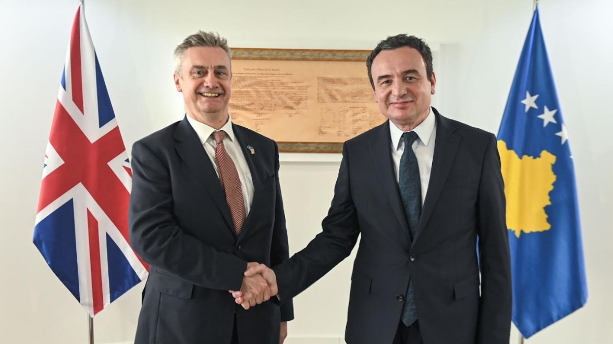 Kurti pret në takim ambasadorin Hargreaves, flasin edhe për hapat drejt formimit të qeverisë