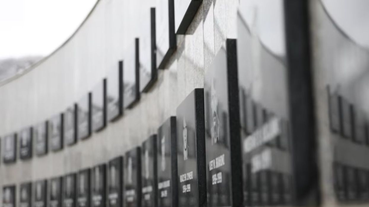 Me gjithë kapacitetet e kufizuara, Kosova vijon gjykimin e krimeve të luftës