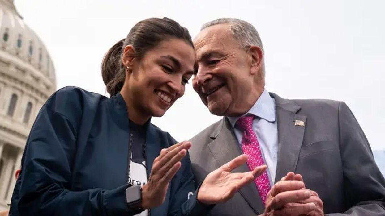 Probleme për liderin shumëvjeçar demokrat - po lind një yll i ri brenda partisë, ajo do të fitonte bindshëm në zgjedhjet amerikane