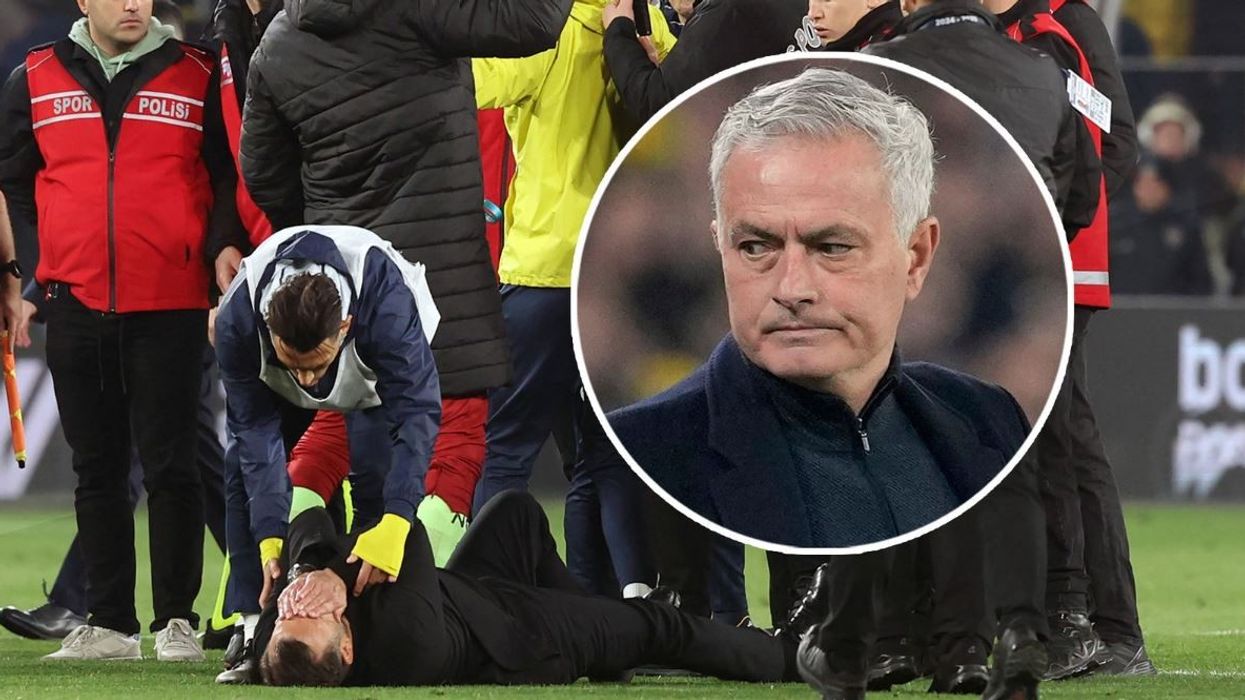 Mourinho thumbon trajnerin e Galatasarayt pak ditë pas incidentit që bëri bujë