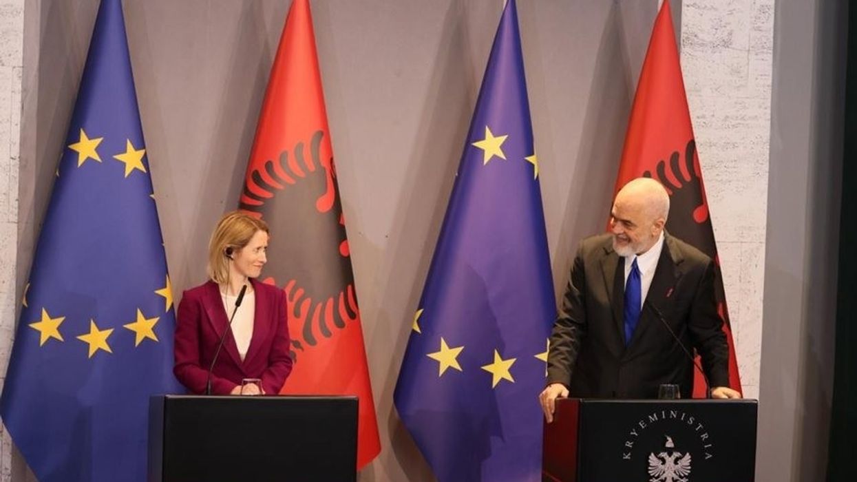 Kallas për dialogun Kosovë-Serbi: Nuk mund të ketë ecuri pa normalizimin e plotë të marrëdhënieve