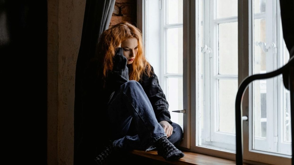 Njerëzit të cilëve u mungon vetëbesimi shpesh kanë pasur tre përvoja në fëmijëri