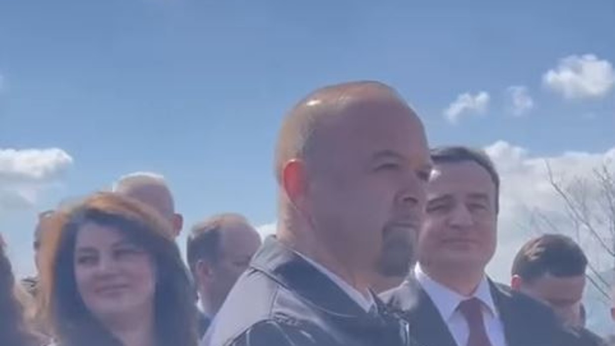 U raportua se deputetja e re e PDK-së do të kalojë në LVV, flet Kosovare Murseli