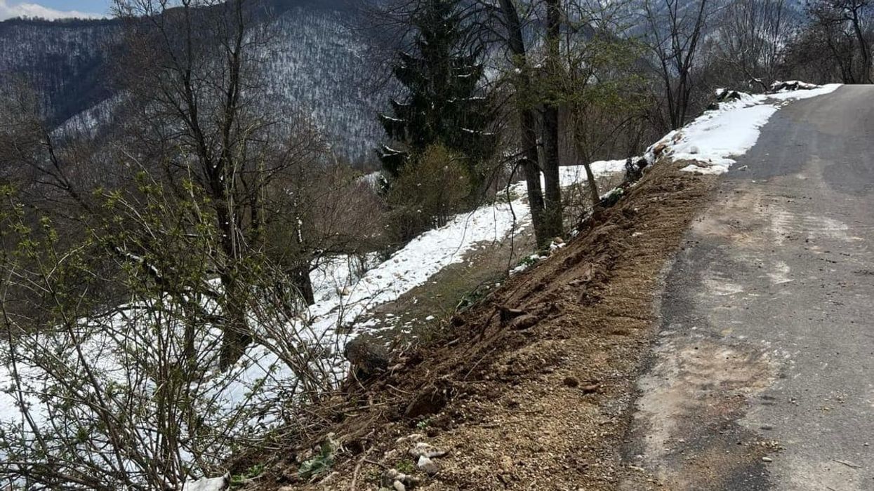 Riparohet pjesa e rrugës së shumëpërfolur në drejtim të Jezercit