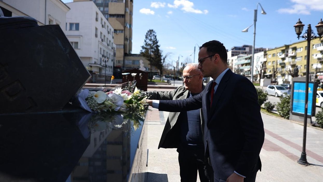 “Figurë e përjetshme në zemrat e shqiptarëve” - homazhe në 26 vjetorin e rënies së heroit Agim Ramadani