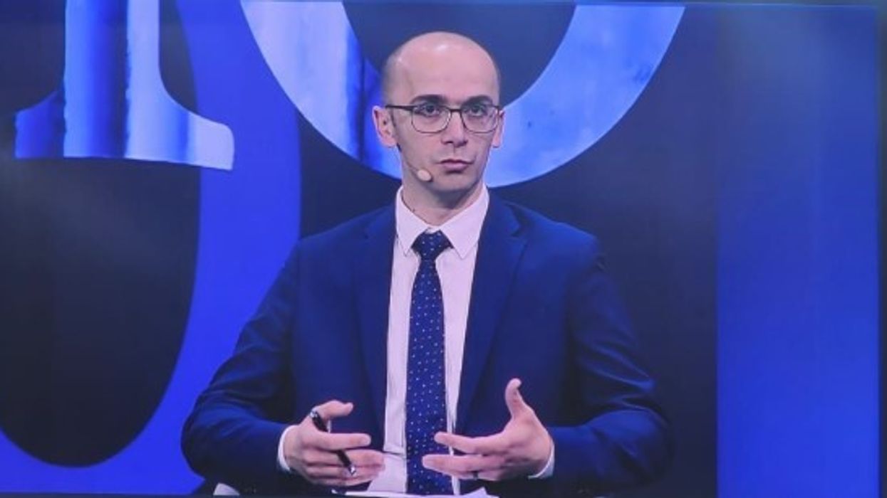 Kreshnik Ahmeti thekson përkushtimin e Kosovës ndaj BE-së në Forumin e Delfit