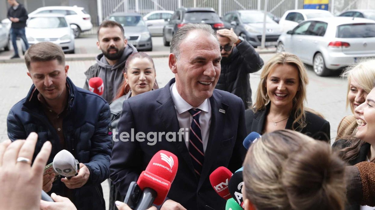 Zërat për bashkëpunim me LVV-në, Limaj: Nuk kemi marrëveshje politike me askënd