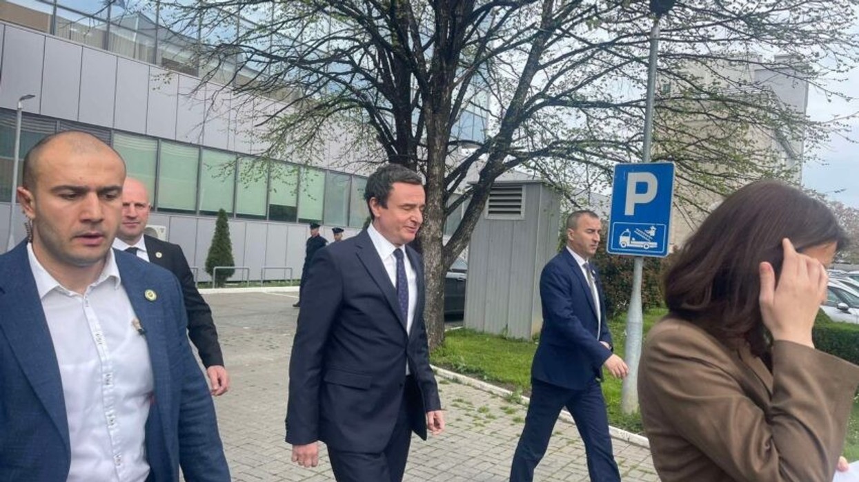 Kurti nuk jep përgjigje nëse i kanë votat për formimin e qeverisë së re