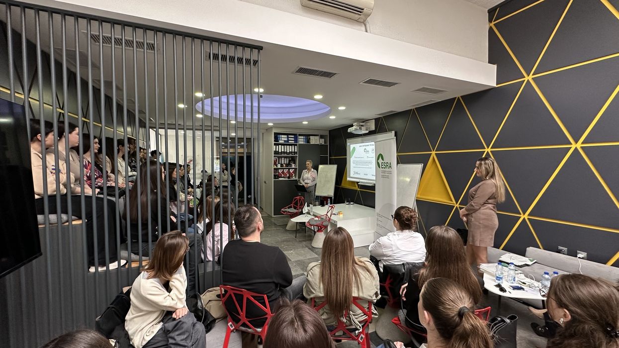 ESRA nis Javën e Trajnimeve për ESG në Universitetin e Prishtinës – Fokus në ndërtimin e karrierës përmes standardeve të qëndrueshmërisë