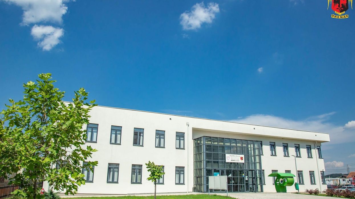 Drenas, punëtorët e pastrimit tash e disa ditë në grevë