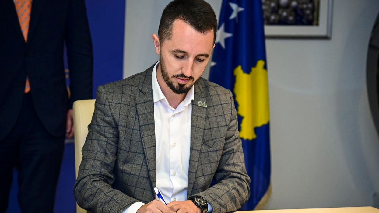 Deklarata e kryetarit të Kamenicës për pasurinë: Paga, veturë dhe 100 % aksionar i kompanisë “Zing”