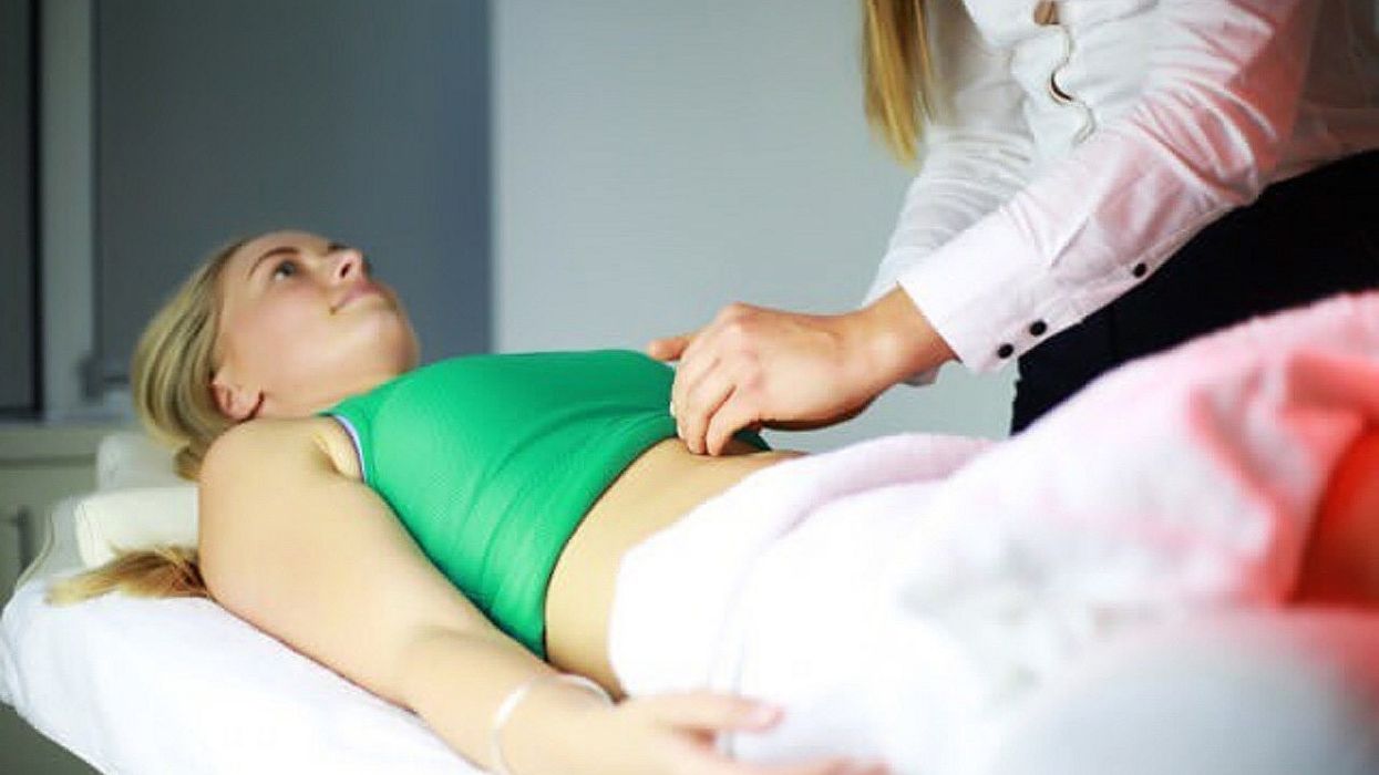 A mund ta nxisë pllenimin akupunktura te femrat?