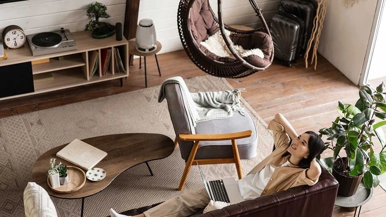 Si ndikon ambienti ynë në qetësinë e mendjes dhe fuqinë e shpirtit?