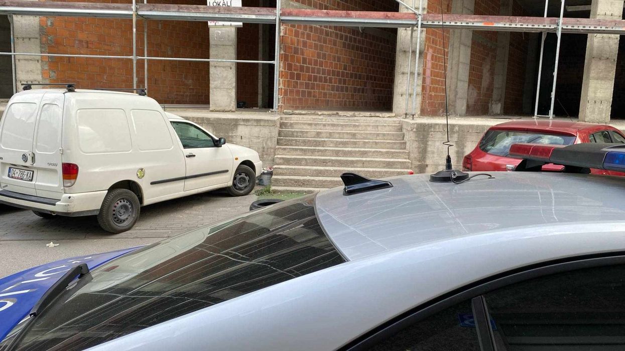 Tragjedi në një familje në Prizren, babai ther për vdekje vajzën 15 vjeçare