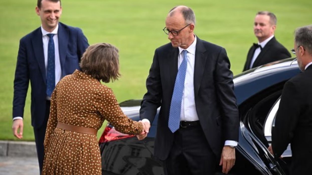 Liderët botëror urojnë kancelarin e ri gjerman