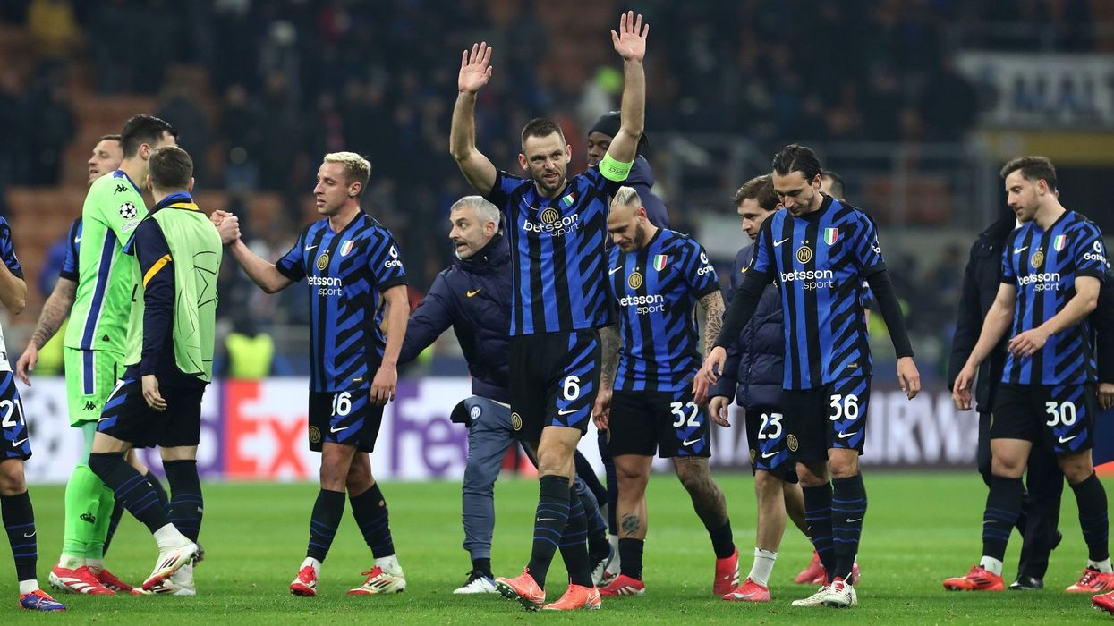 Plotë 75 mijë tifozë, rekord të ardhurash dhe koreografi gjigante — Inter vs Barcelona sonte bën histori