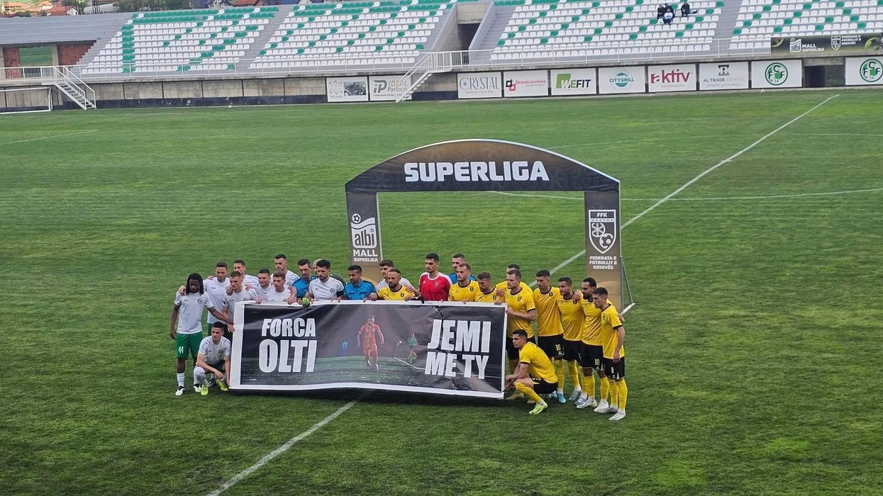 Solidaritet për Oltion Bilallin – Feronikeli 74 dhe Suhareka me banderolë përkrahje për yllin e Gjilanit