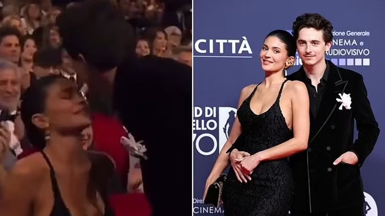 Kylie Jenner përjeton një moment të sikletshëm kur i dashuri i saj Timothee Chalamet, i shmanget puthjes në ceremoninë e çmimeve