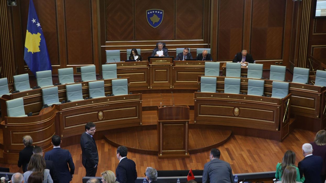 Moskonstituimi i Kuvendit, Kosova rrezikon të humbë 900 milionë eurot nga BE-ja