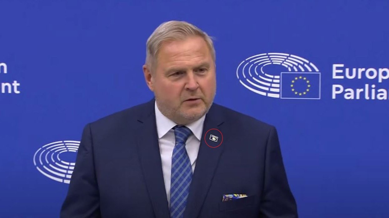 Me flamurin e Kosovës në krah, Terras zbulon planin për 5 njohjet e mëdha