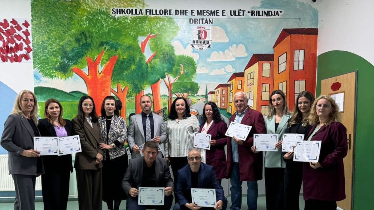Komuna e Drenasit mbështet zhvillimin profesional të mësimdhënësve