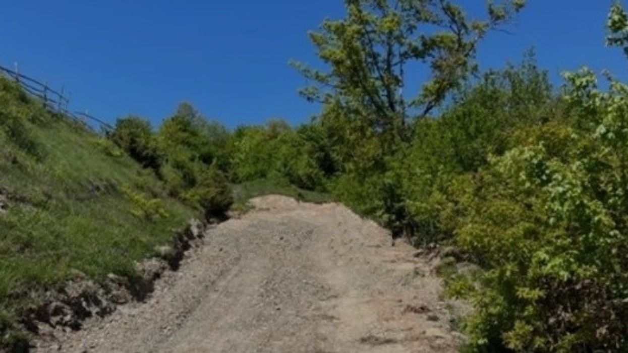 KFOR-i tregon pse i hapi tri rrugë ilegale në veri - Policia e Kosovës paralajmëron mbylljen e tyre