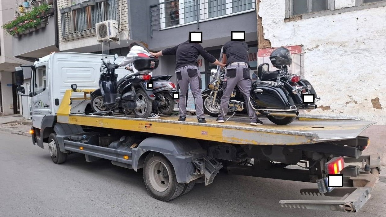 Policia në Prizren brenda dy ditësh sekuestron 35 motoçikleta dhe gjobit mbi 100 motoristë kundërvajtës